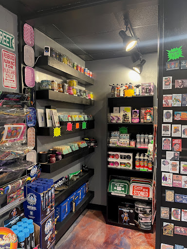 Old Headz Glass Shop - Thumbnail