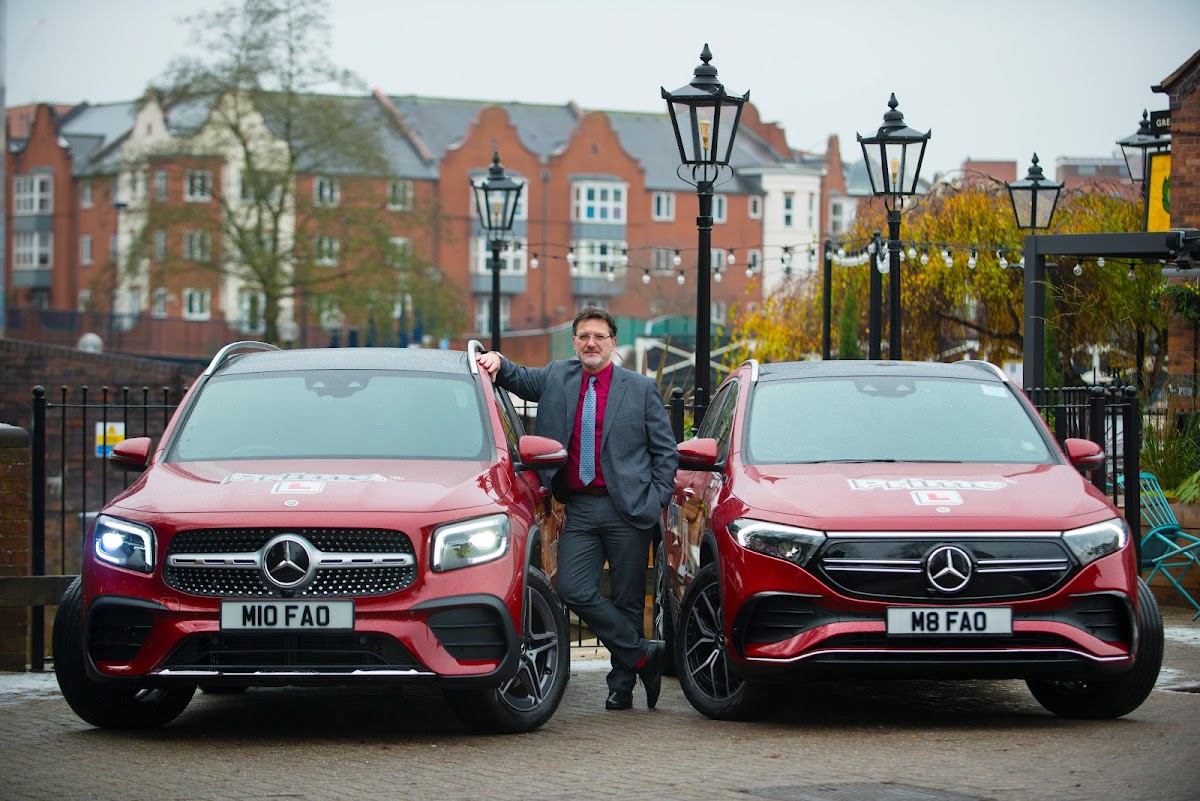 Prime Learner - The Driving School of Experiences Since 2009 / Professional Instructors and Lessons - DVSA Approved ADI - Driving Instructors in Birmingham