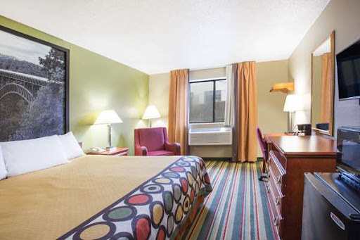Super 8 by Wyndham Beckley - Thumbnail