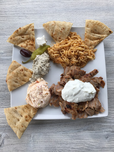 AKRO Fast Food Café - Gyros-Spezialitäten - Thumbnail