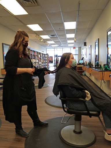 Holiday Hair Salon - Kennett Square - Thumbnail