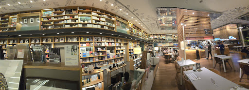 Central Embassy Gallery - Canada