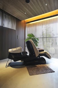 株式会社デイバイデイ unhair natural