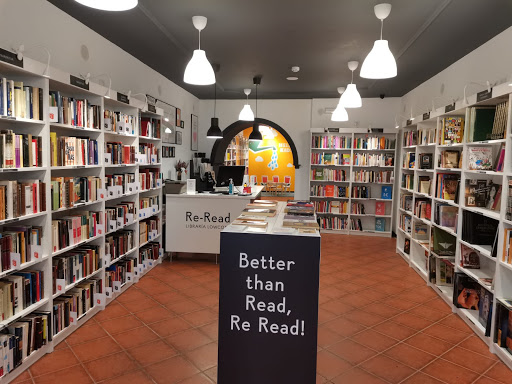 Re-Read Libraría Lowcost | Ourense