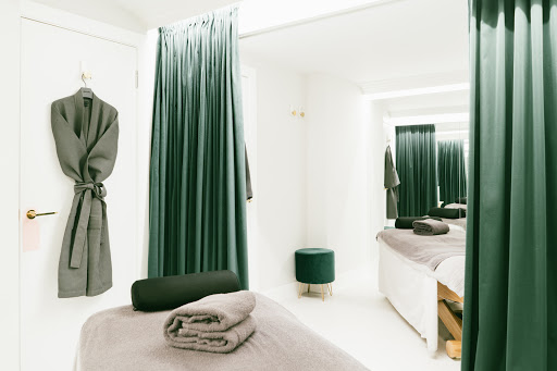Lavender on the Hill (Primrose Hill) - Massage, Osteopathy, Physiotherapy & Facial Spa - Thumbnail