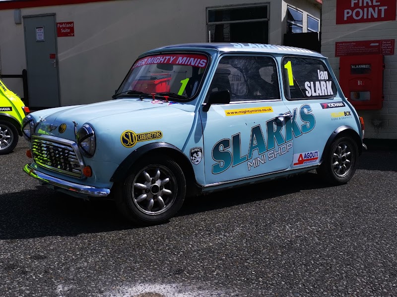Slarks Mini Shop photo 3