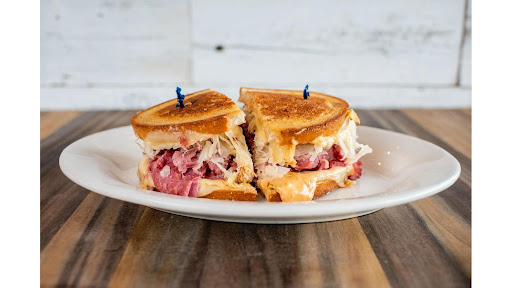 Moish and Itzy’s Restaurant & Delicatessen Gallery - United States