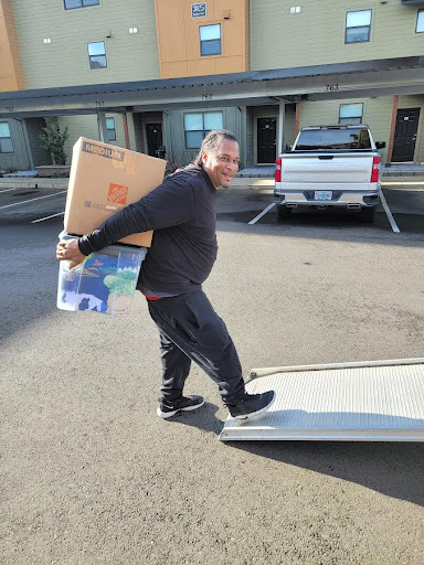 Honeydo Movers - Visual