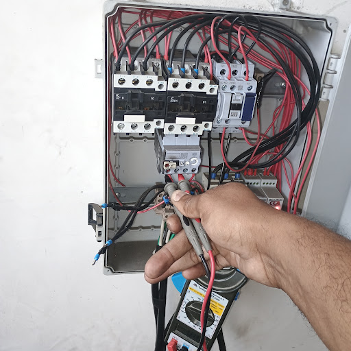 B&H Eletricista Instalações e Manutenções SJC