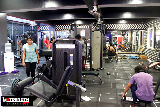 Aar Strength fit unisex gym