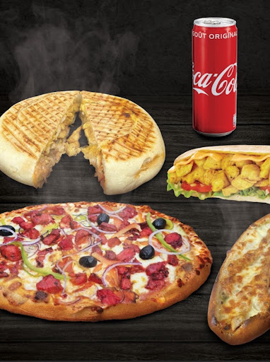 Le beens 's pizza sandwich au four et burger