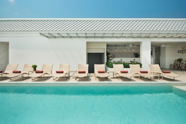 Casa Vimaya Riverside Hotel