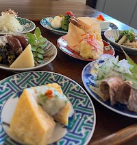 絵本とカフェ あーとゆーや