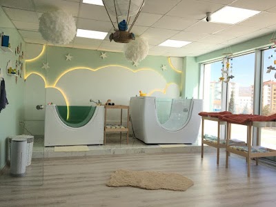 Bonnie Baby Spa ( 0-36 Ay Arası Bebekler İçin )