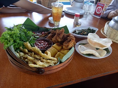 Photos of RM. Liwet Pak Asep Stroberi 2 Kadungora - Sangu Akeul Abah Asstro