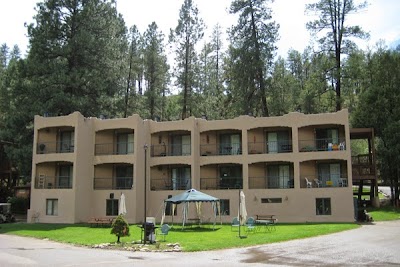 Canyon Creek Lodge