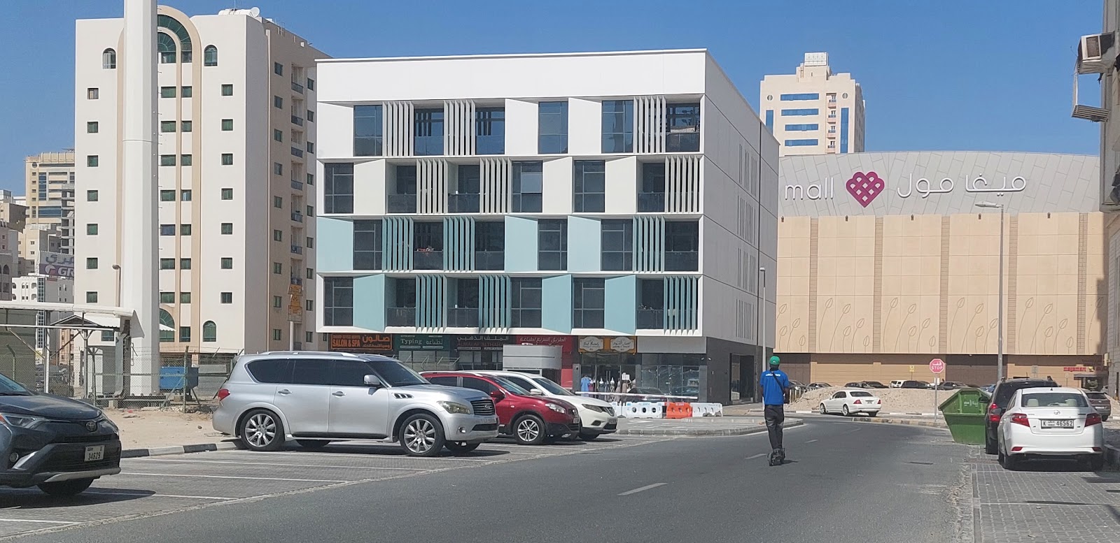 Al Manbar Hardware Trading - صورة 3