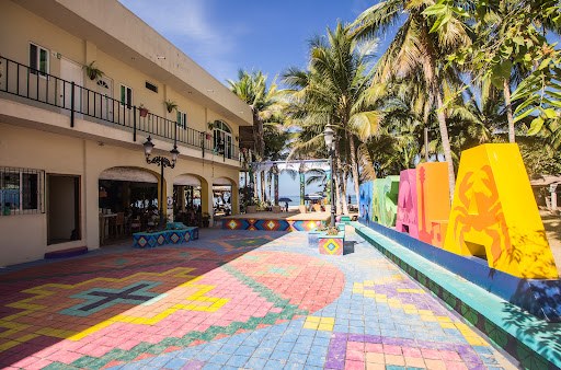 Chac Mool Hotel y Restaurante