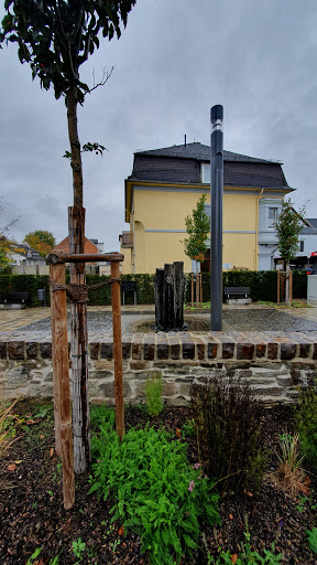 Brunnen "Vier Jahreszeiten" Denkmal Alte Synagoge - Thumbnail