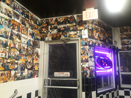 Johnny D's Pizzeria & Restaurant - Thumbnail