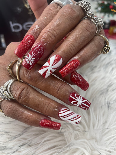 Family nails Gallery - United States