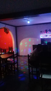 Restobar el rincon del antojito 5