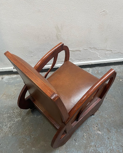 DeVos Upholstery - Visual