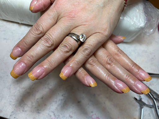 NAILS 365 SPA Gallery - United States