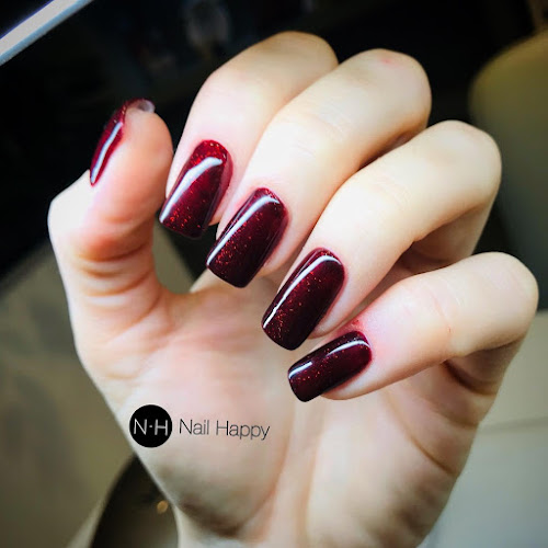 Comentarii opinii despre Nail Happy