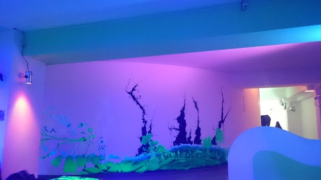 Schwarzlichtfabrik 3D Minigolf Nürnberg