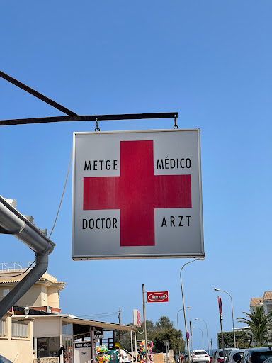 CENTRO MÉDICO PARQUE CALA MESQUIDA Gallery - Spain
