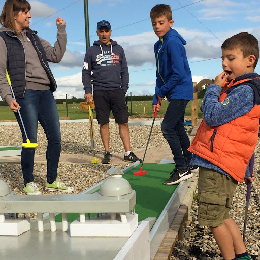 Fakenham Fairways - Pitch and Putt, Golf Driving Range and Crazy Golf - Thumbnail