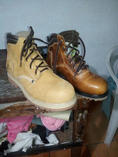 Photos of Botas Exclusivos Karyme