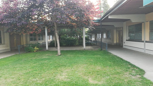 Moorlands Elementary School - Thumbnail