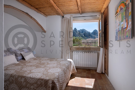 Sardinia Specialists - Thumbnail