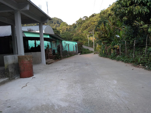 Escuela Primaria y Kinder (Preescolar) Agua Pescado Tenango Gallery - Mexico
