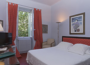 Photo n°1 de Les Marronniers : Chambres d'hôtes B&B (Pont du Gard, Uzès dans le GARD) à La Bruguière (Piscine)