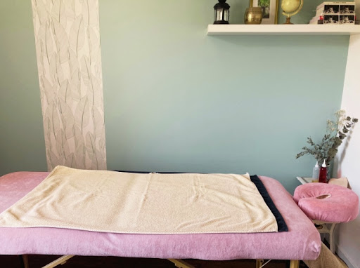 Virginie Bigot - Massages Bien-être pour Elle Logo