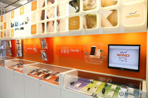 WIND Store Montella Via del Corso - Thumbnail