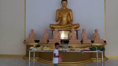 Photos of Mahamevnawa Amadahara Buddhist Monastery - Pinnawala