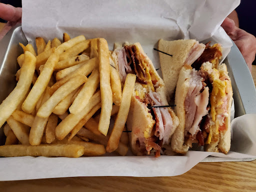 Hwy 5 Grub & Pub - Thumbnail