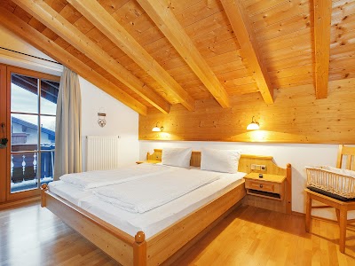 Photos of Ferienwohnungen G&auml;stehaus Bergwinkl