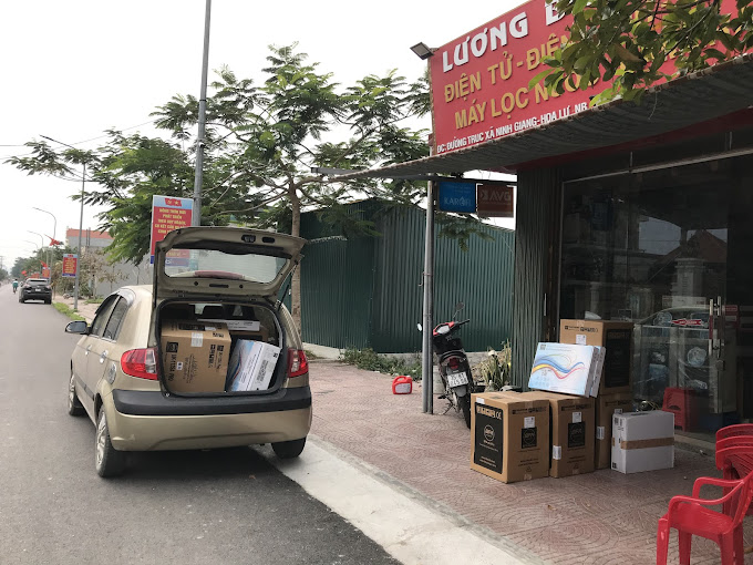 Cửa Hàng điện Tử Lương Bằng