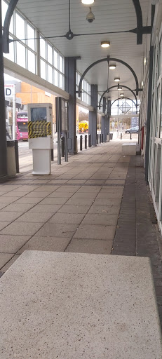 Bus Terminal (Stance D) - Thumbnail