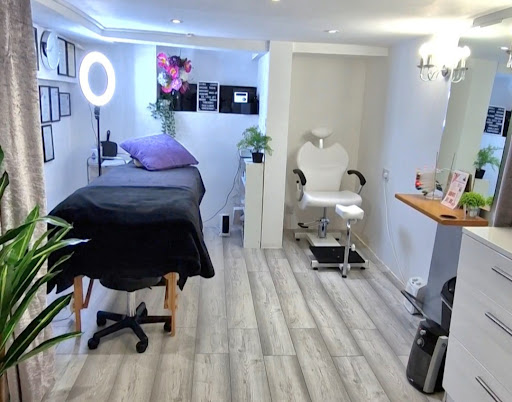 A Serene Touch within Locks Unique