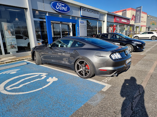 EST AUTOMOBILES- Ford