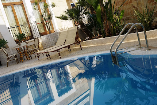 Albatres Palace Hotel - Thumbnail