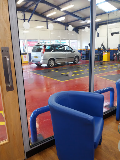 Kwik Fit Plus - Birkenhead - Prenton Gallery - United Kingdom
