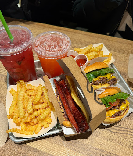 Shake Shack River North - Thumbnail
