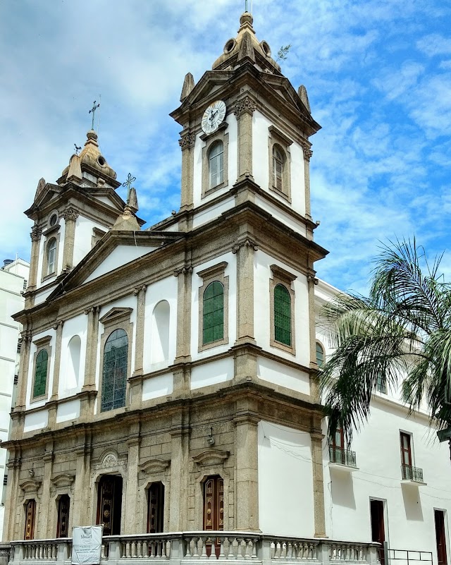 Naturalie Bistrô